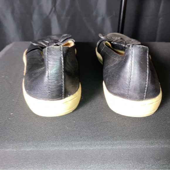 Bare Traps Black Slip Ons Trycia Women’s Size 8M - Picture 9 of 12